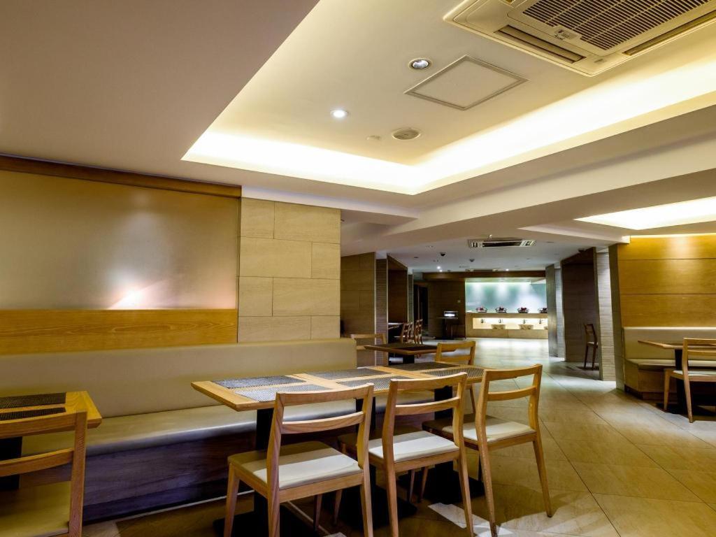 Ji Hotel Shanghai Yan An Road Branch Ngoại thất bức ảnh